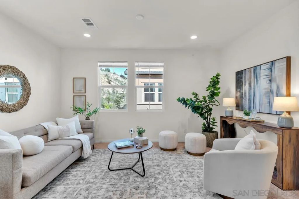 2822 Juniper Berry St, Spring Valley, CA 91977