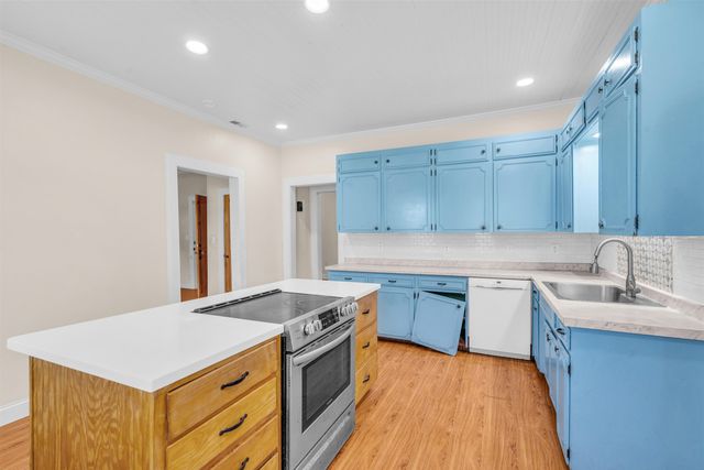 130 S Blackstock Road, Spartanburg, SC 29301