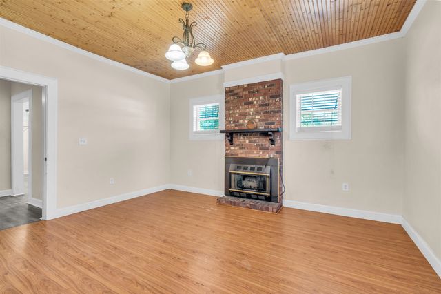 130 S Blackstock Road, Spartanburg, SC 29301