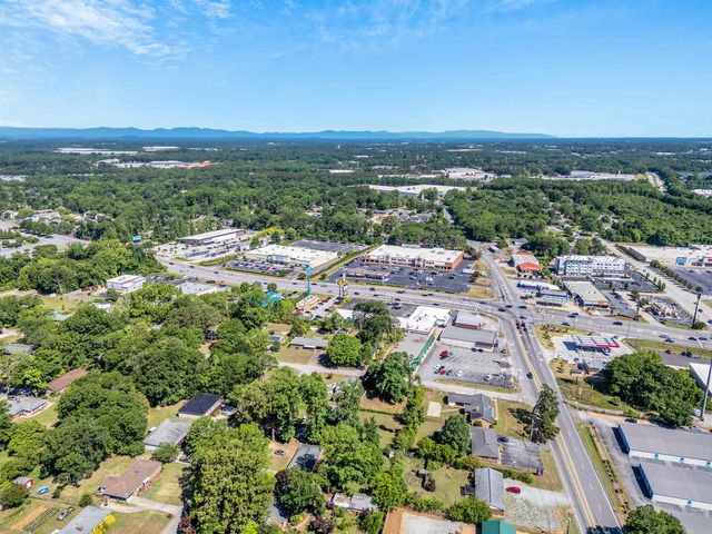 130 S Blackstock Road, Spartanburg, SC 29301