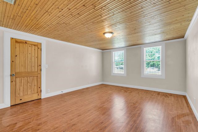 130 S Blackstock Road, Spartanburg, SC 29301