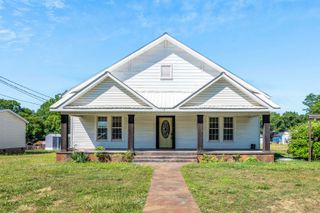 130 S Blackstock Road, Spartanburg, SC 29301