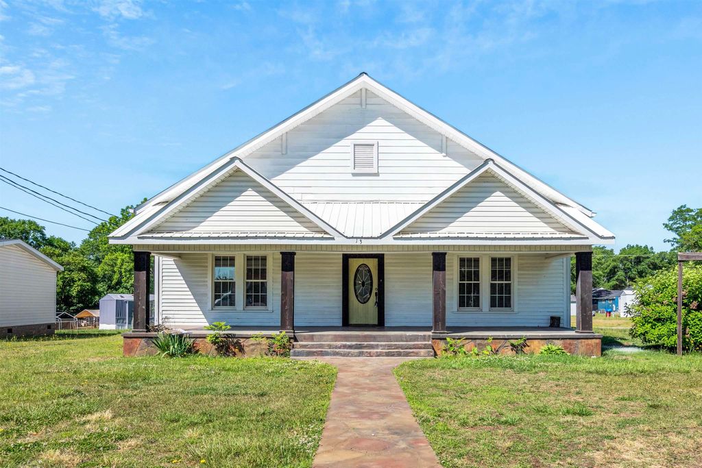 130 S Blackstock Road, Spartanburg, SC 29301