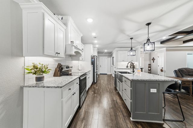 44 Cimarron Circle, Cabot, AR 72023