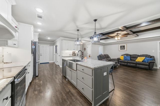 44 Cimarron Circle, Cabot, AR 72023