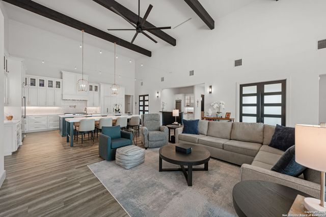 120 Lost Valley Lane, Center Point, TX 78010