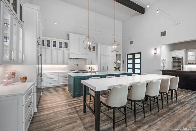 120 Lost Valley Lane, Center Point, TX 78010