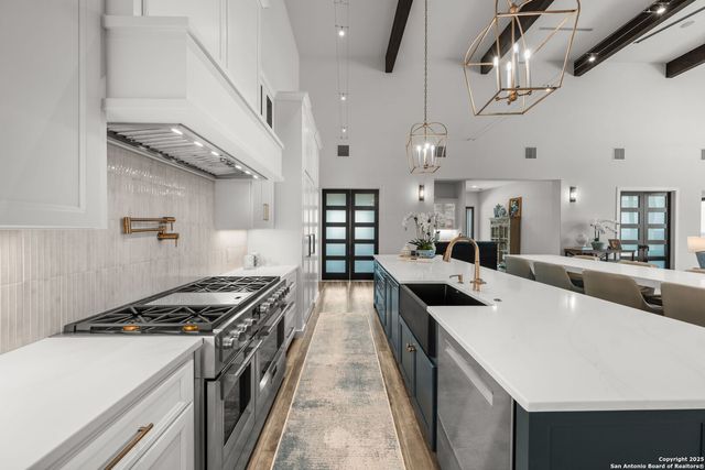 120 Lost Valley Lane, Center Point, TX 78010