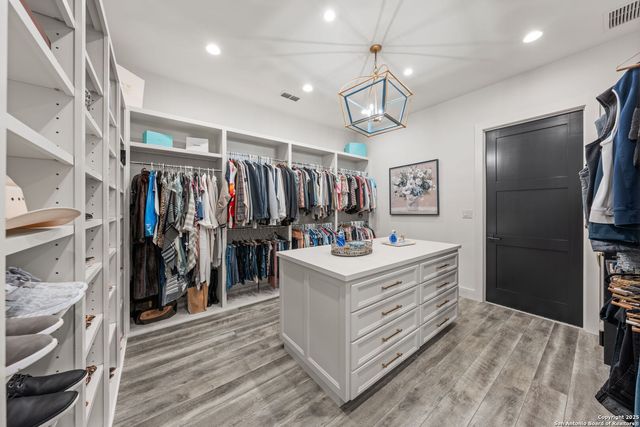 120 Lost Valley Lane, Center Point, TX 78010