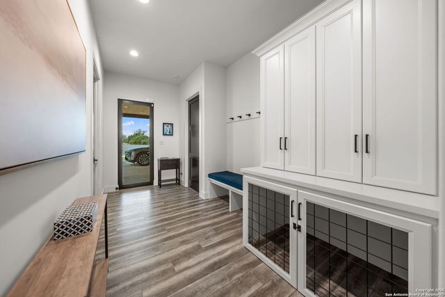 120 Lost Valley Lane, Center Point, TX 78010