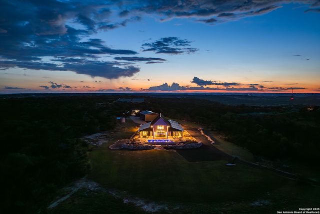 120 Lost Valley Lane, Center Point, TX 78010