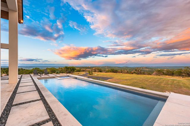 120 Lost Valley Lane, Center Point, TX 78010