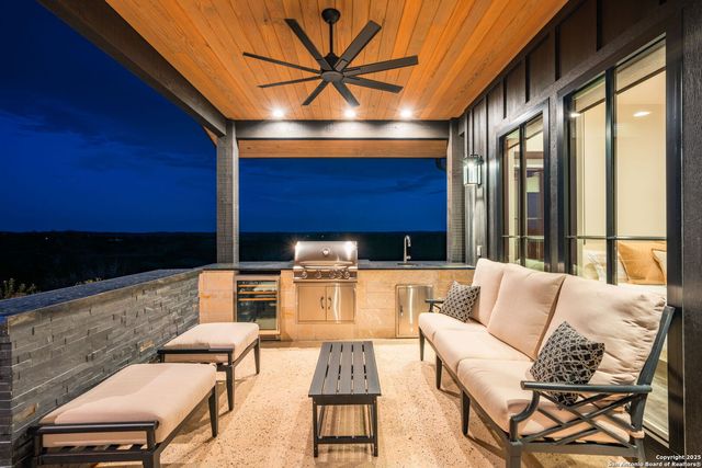 120 Lost Valley Lane, Center Point, TX 78010