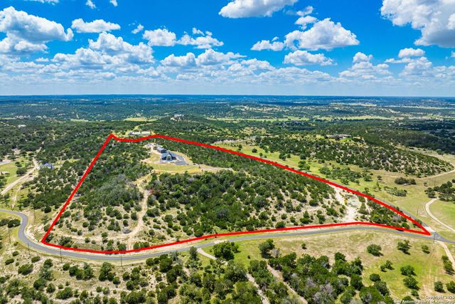 120 Lost Valley Lane, Center Point, TX 78010