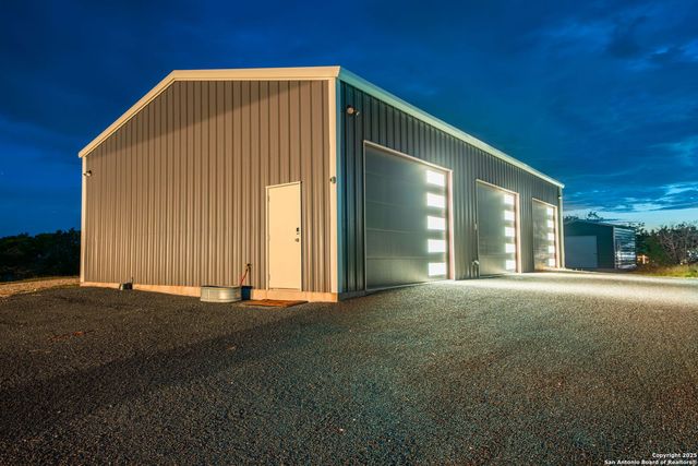 120 Lost Valley Lane, Center Point, TX 78010