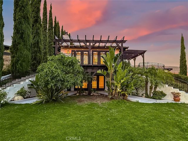 567 Lone Oak, Thousand Oaks, CA 91362