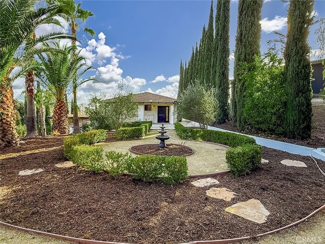 567 Lone Oak, Thousand Oaks, CA 91362
