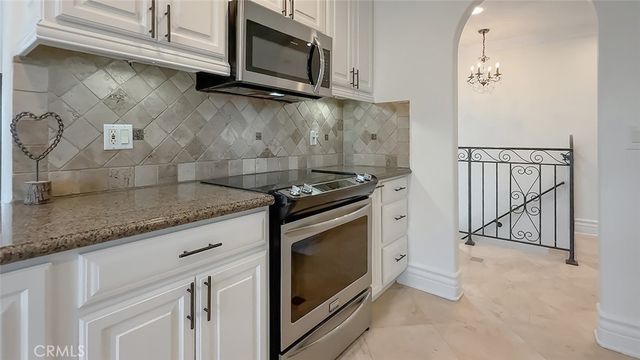 567 Lone Oak, Thousand Oaks, CA 91362