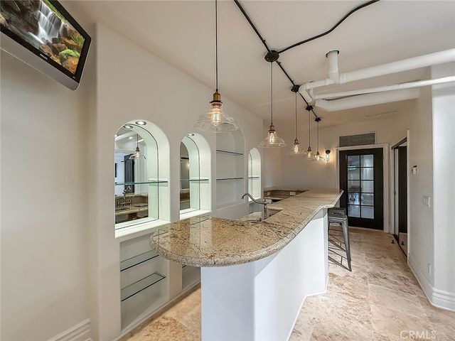 567 Lone Oak, Thousand Oaks, CA 91362