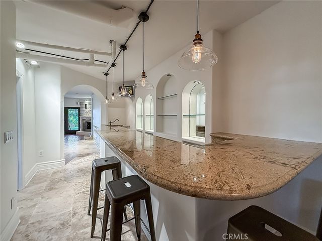 567 Lone Oak, Thousand Oaks, CA 91362