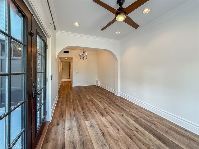 567 Lone Oak, Thousand Oaks, CA 91362