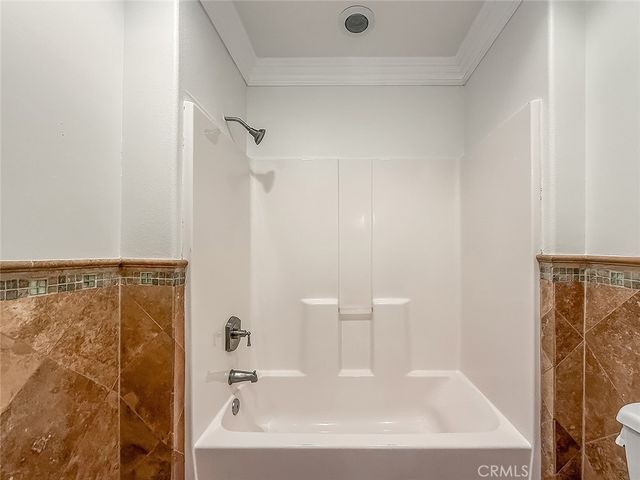 567 Lone Oak, Thousand Oaks, CA 91362