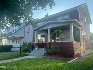 1137 Sumner Avenue, Schenectady, NY 12309
