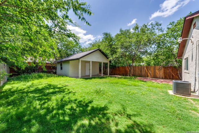 651 N SAN AUGUSTINE AVE, San Antonio, TX 78228