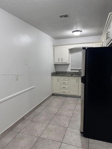 1746 N 3rd Avenue N 3, Lake Worth, FL 33460