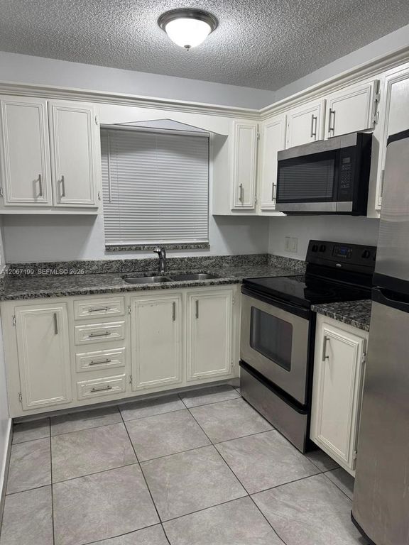 1746 N 3rd Avenue N 3, Lake Worth, FL 33460