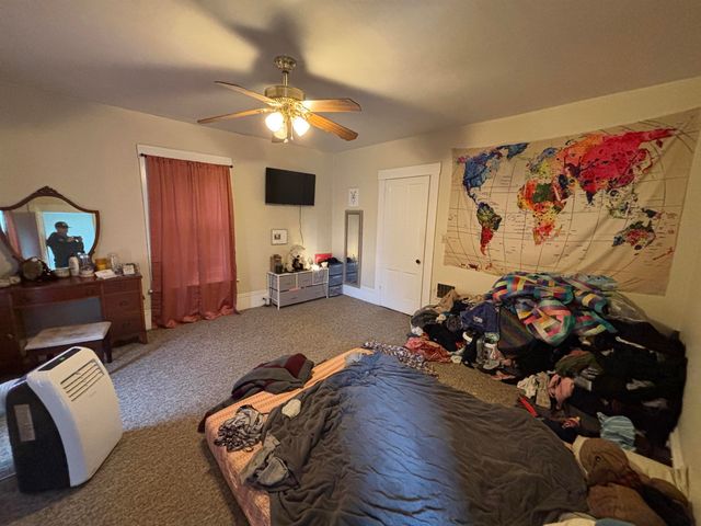 164 Pleasant Street, Claremont, NH 03743