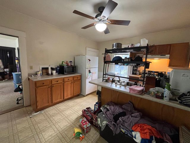164 Pleasant Street, Claremont, NH 03743