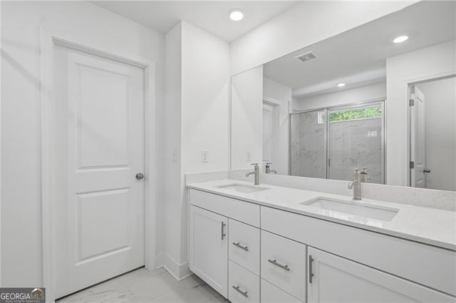 143 Meadow View Loop, Dallas, GA 30132