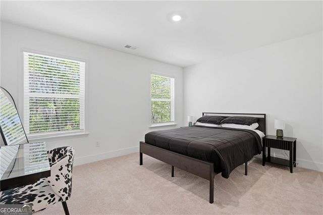 143 Meadow View Loop, Dallas, GA 30132