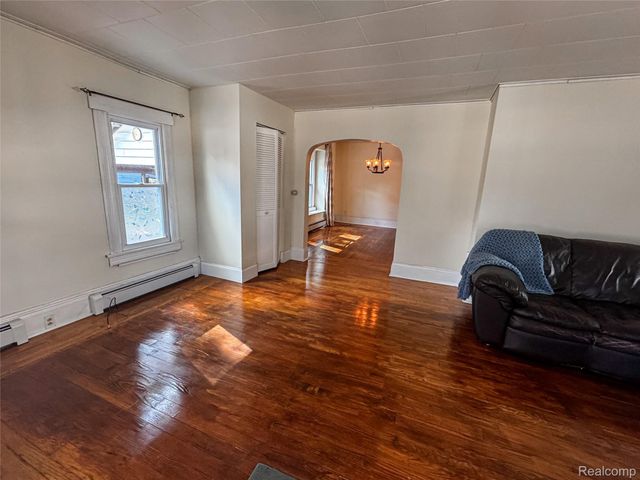 607 N Oak Street, Durand, MI 48429
