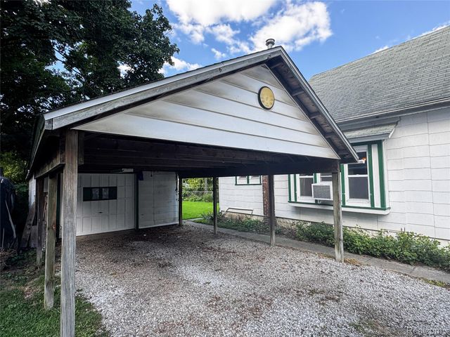 607 N Oak Street, Durand, MI 48429