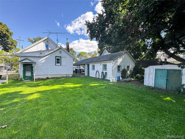 607 N Oak Street, Durand, MI 48429