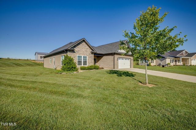 65 Clear Mountain Trail, Greeneville, TN 37745
