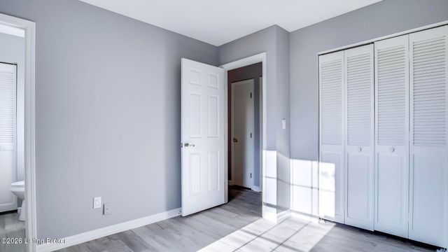 335 Earlywood Way, Louisville, KY 40229