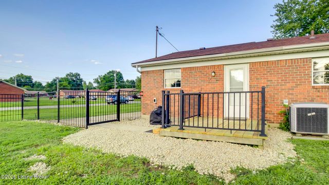 335 Earlywood Way, Louisville, KY 40229