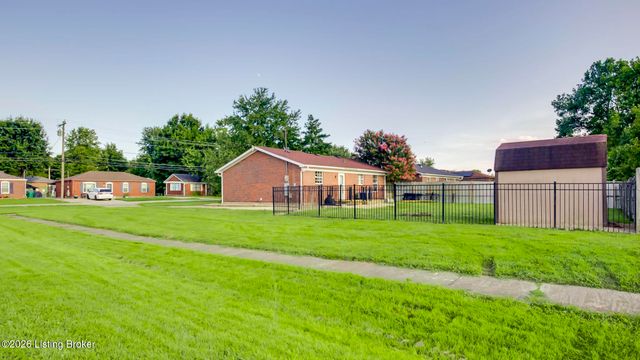 335 Earlywood Way, Louisville, KY 40229