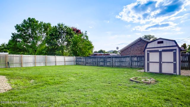 335 Earlywood Way, Louisville, KY 40229
