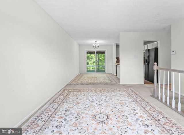 8015 CROSS CREEK DR, Glen Burnie, MD 21061