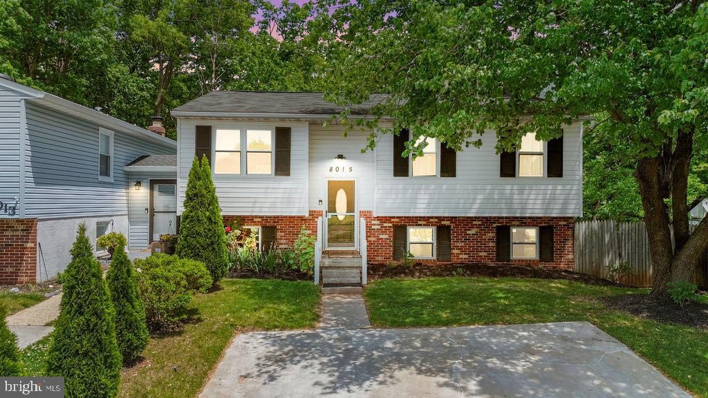 8015 CROSS CREEK DR, Glen Burnie, MD 21061