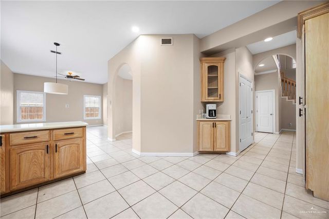 2200 N H Street, Mcallen, TX 78501