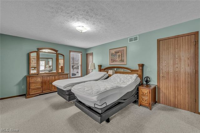 9217 Bechtel Road, Elyria, OH 44035