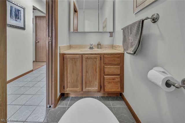 9217 Bechtel Road, Elyria, OH 44035