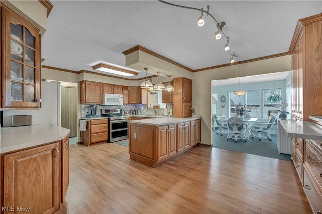 9217 Bechtel Road, Elyria, OH 44035