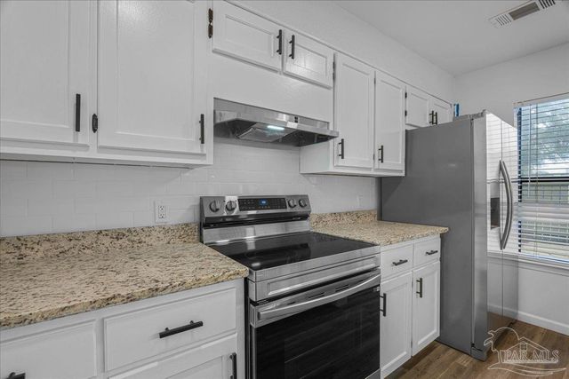 2301 W Michigan Ave 12, Pensacola, FL 32514