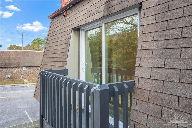 2301 W Michigan Ave 12, Pensacola, FL 32514